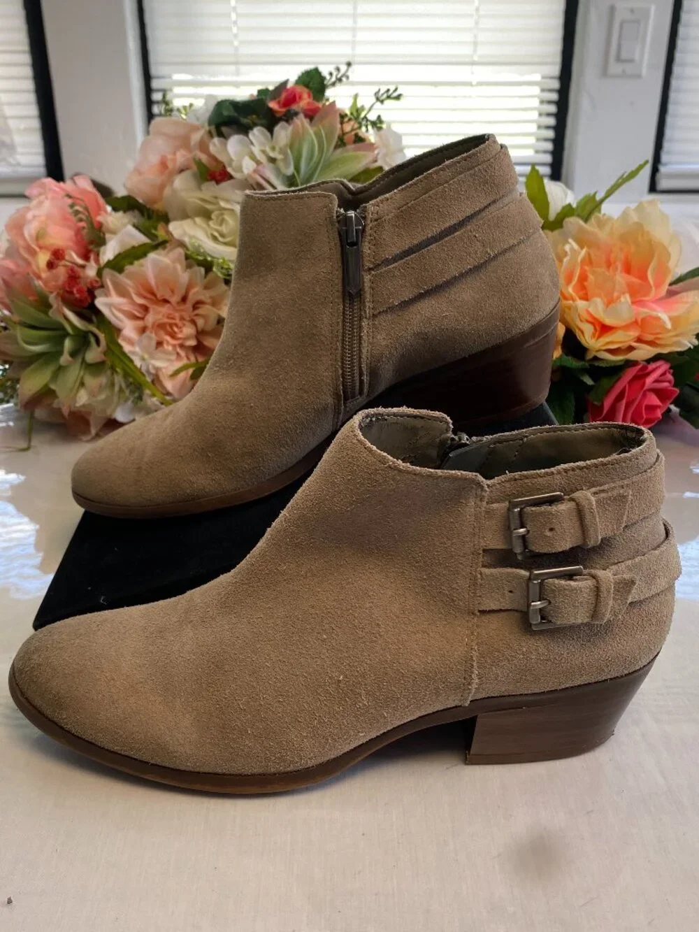 Sam Edelman Tan Suede Buckle Ankle Booties Women’s 7.5M